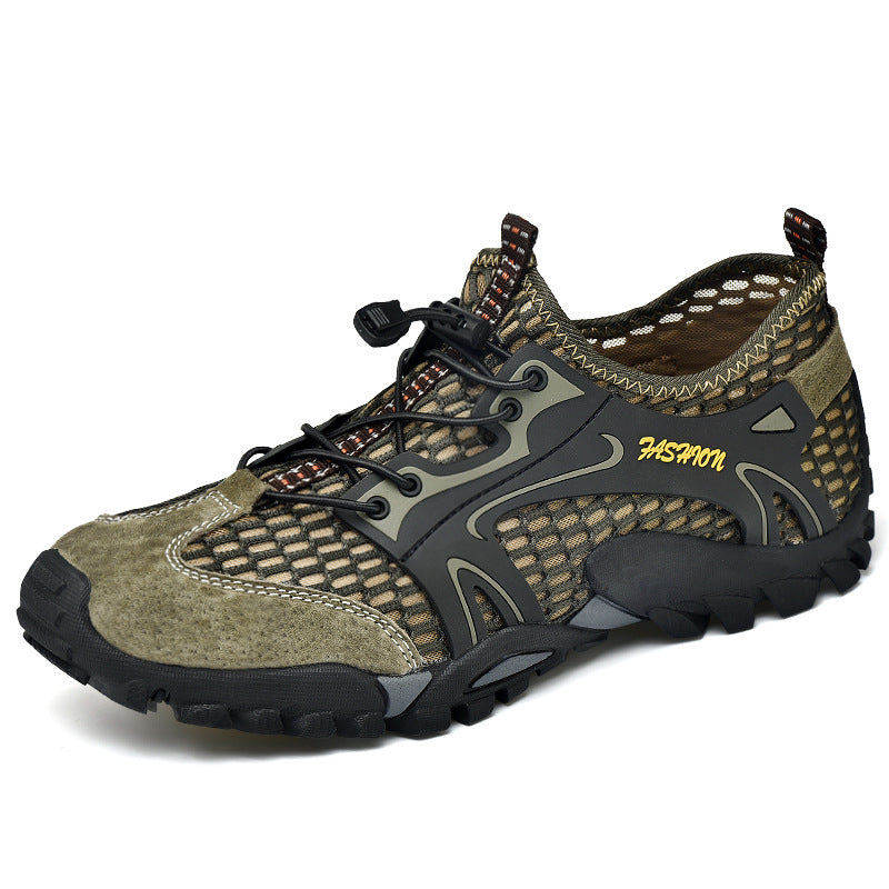 Outdoor hiking shoes