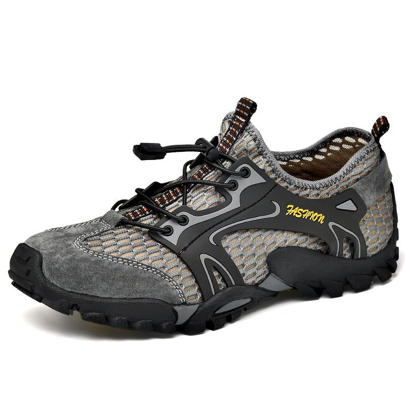 Outdoor hiking shoes
