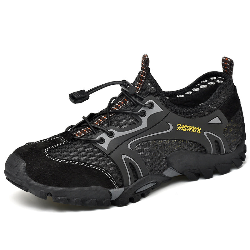 Outdoor hiking shoes