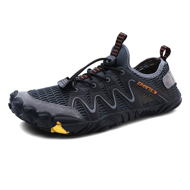 Outdoor hiking shoes